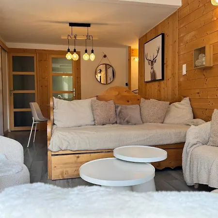 Ideal Location, Sunny, Cozy, Quiet Appartamento