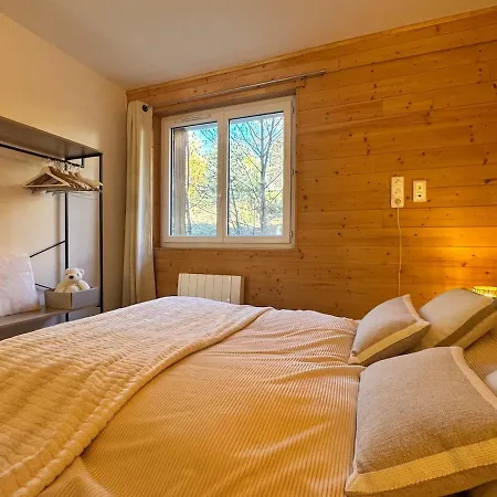 Apartman Ideal Location, Sunny, Cozy, Quiet *